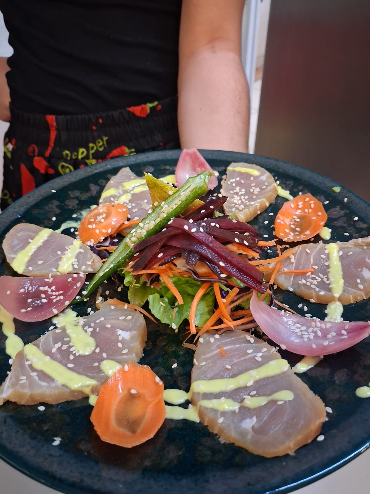 Carpaccio de thon gastronomique — Le Bon Appétit traiteur Martinique